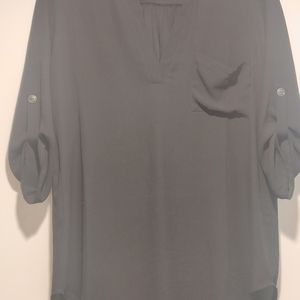 Lush v-neck tunic with 3/4 sleeves